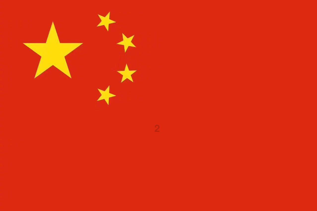 A为了适应仰泳的状态 B为了身体更加健康 C为了弥补内耳的平衡器官缺陷 D为了让自己看起来像快死了？