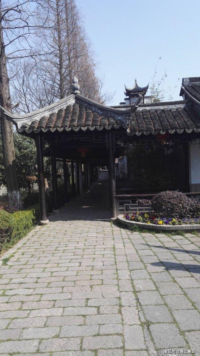 京索之战，汉军大胜成功阻挡楚国西进，废丘城破，最终章邯自尽